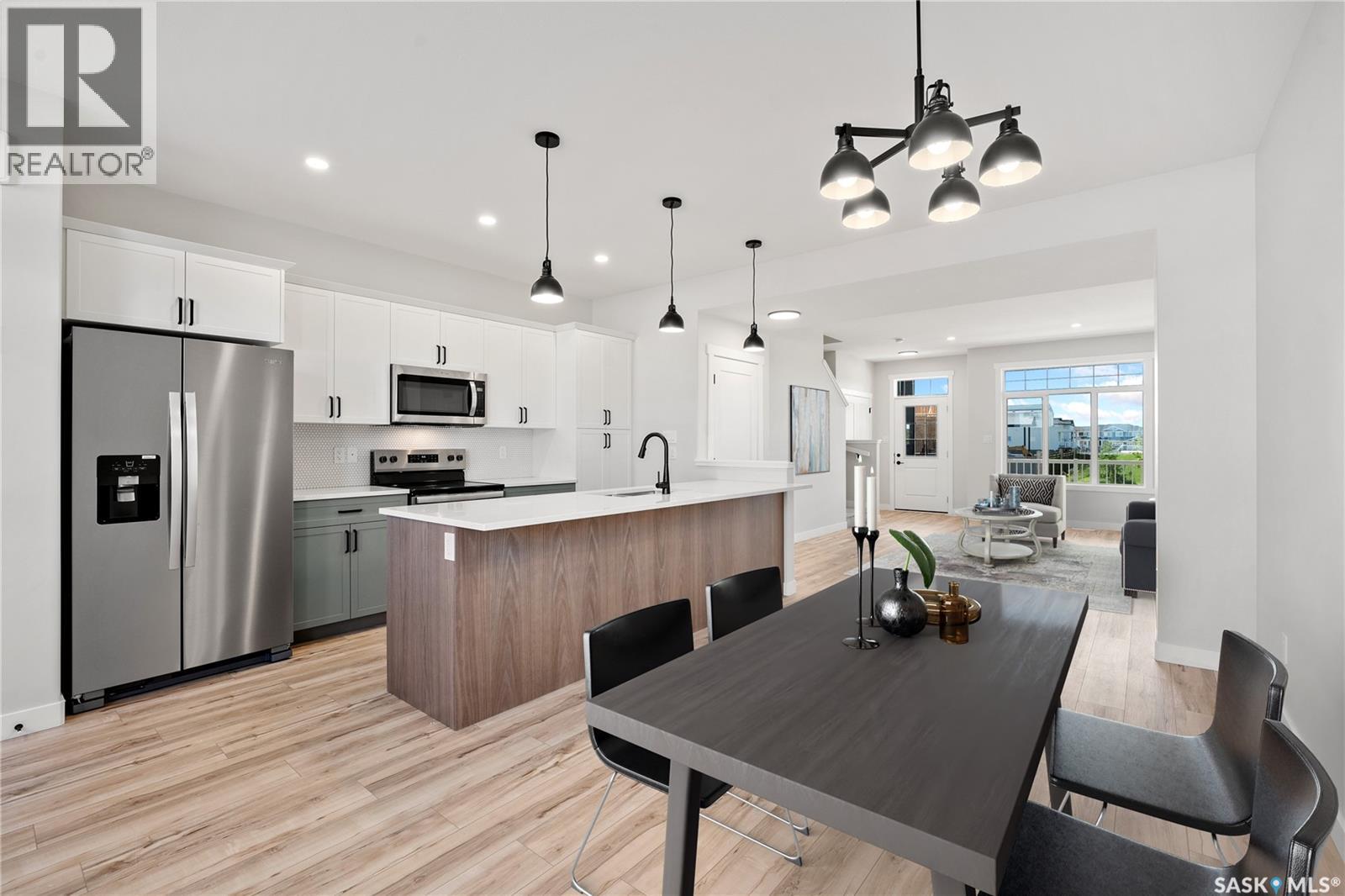 7756 Mapleford BOULEVARD, Regina, Saskatchewan S4Y0G9 | REALTOR.ca