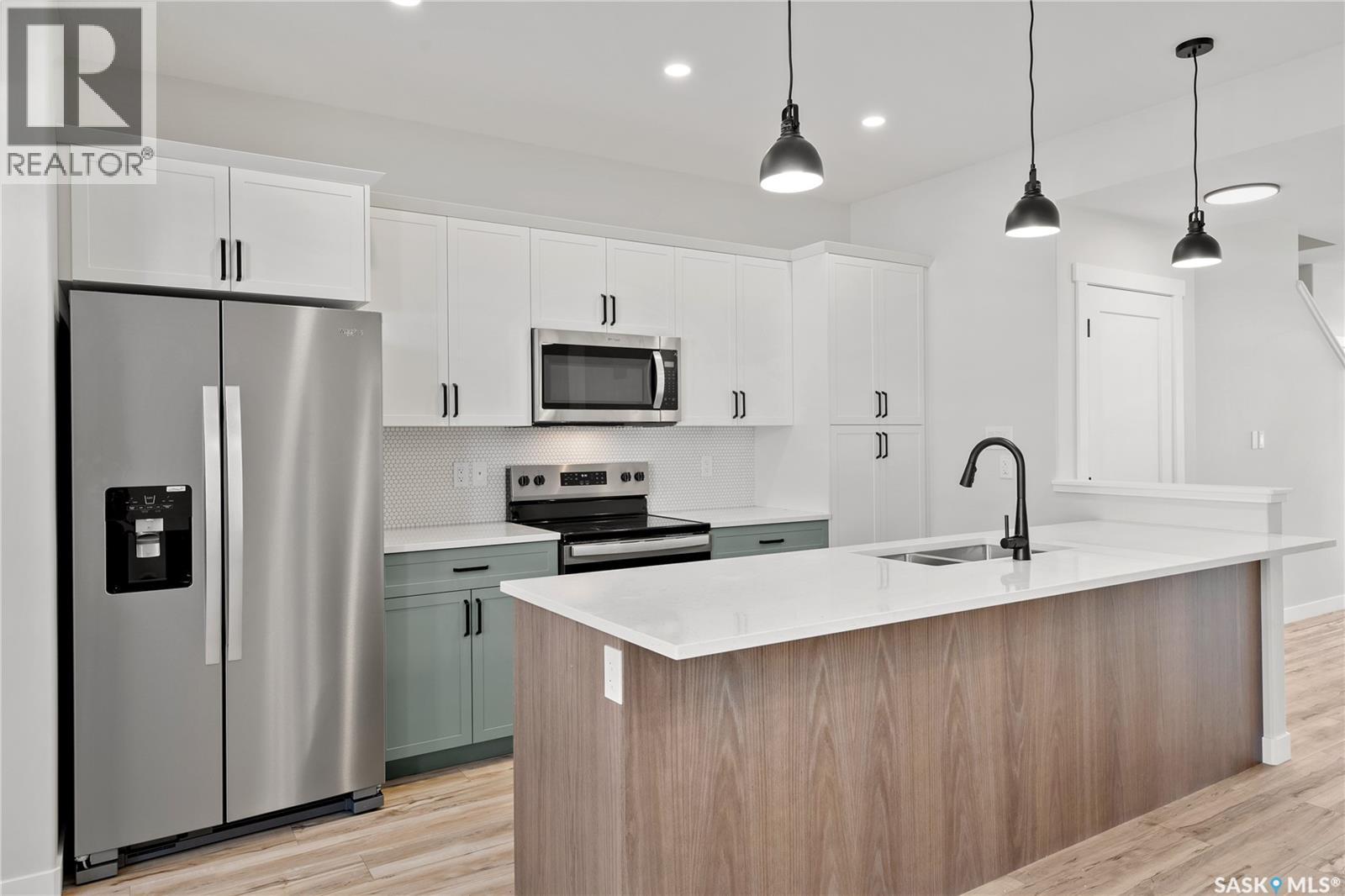 7756 Mapleford BOULEVARD, Regina, Saskatchewan S4Y0G9 | REALTOR.ca