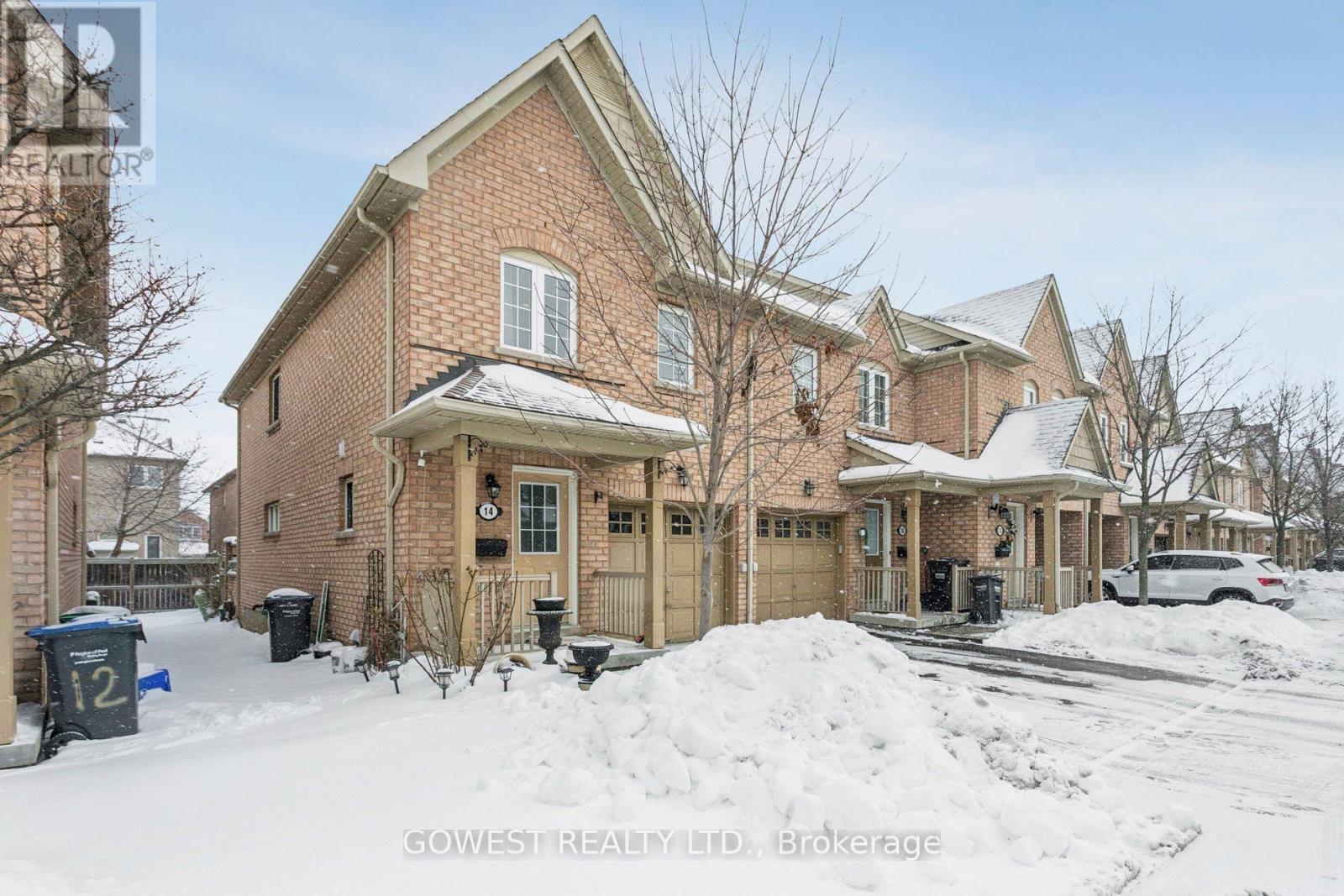 Row / Townhouse for Sale in 14 - 3150 ERIN CENTRE BOULEVARD|Mississauga (Churchill Meadows), Ontario L5M7Z2 3