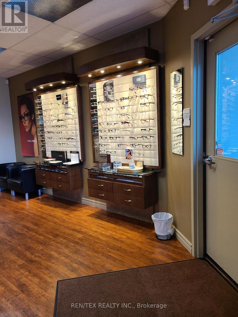 For sale: U4 - 6175 HIGHWAY 7, Vaughan (West Woodbridge Industrial Area