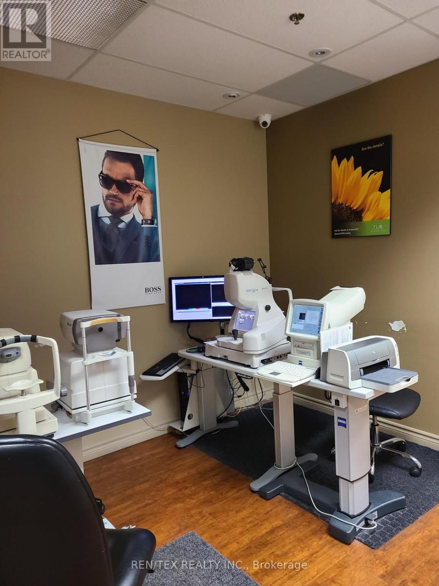 For sale: U4 - 6175 HIGHWAY 7, Vaughan (West Woodbridge Industrial Area