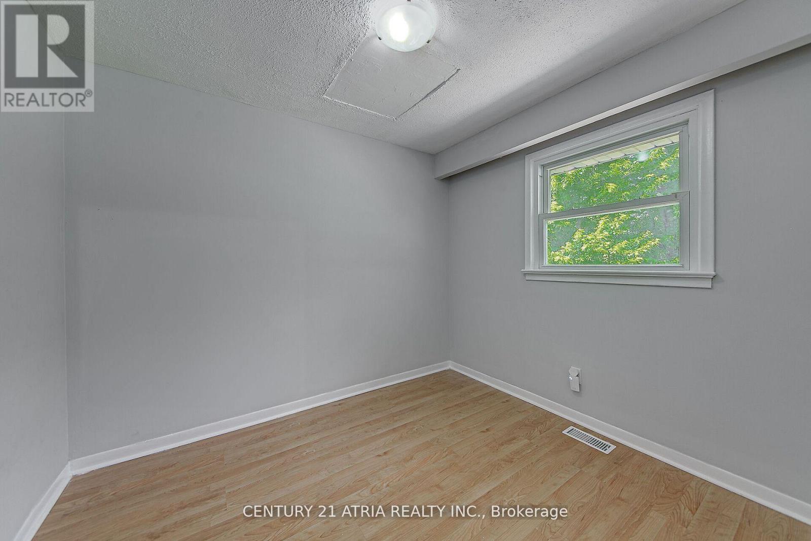 Paul Rigo Innisfil For sale: 2070 ST. PAUL ROAD, Innisfil (Alcona), Ontario L9S1V2 ...