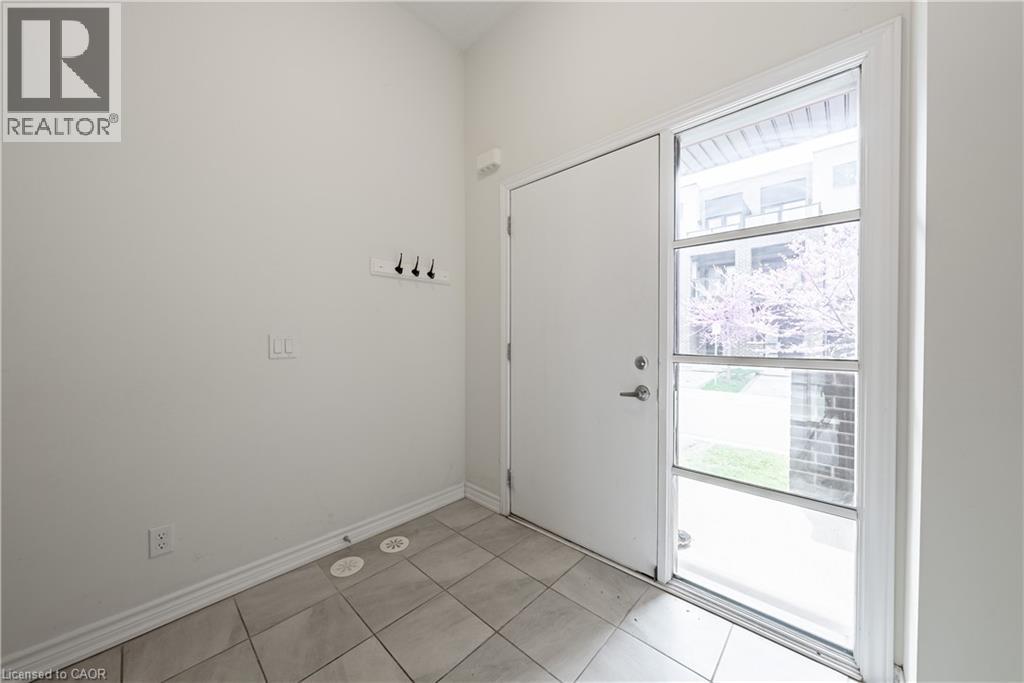 Row / Townhouse for Sale in 391 ATHABASCA Common|Oakville, Ontario L6H0R5 4