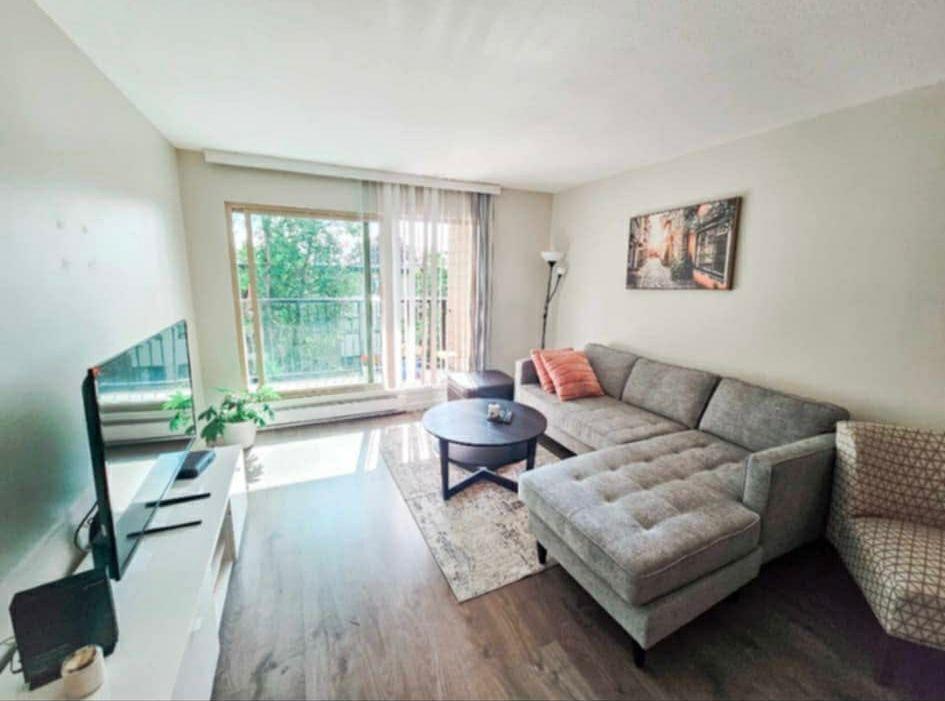 206 10438 148 STREET, Surrey, British Columbia V3R8S9