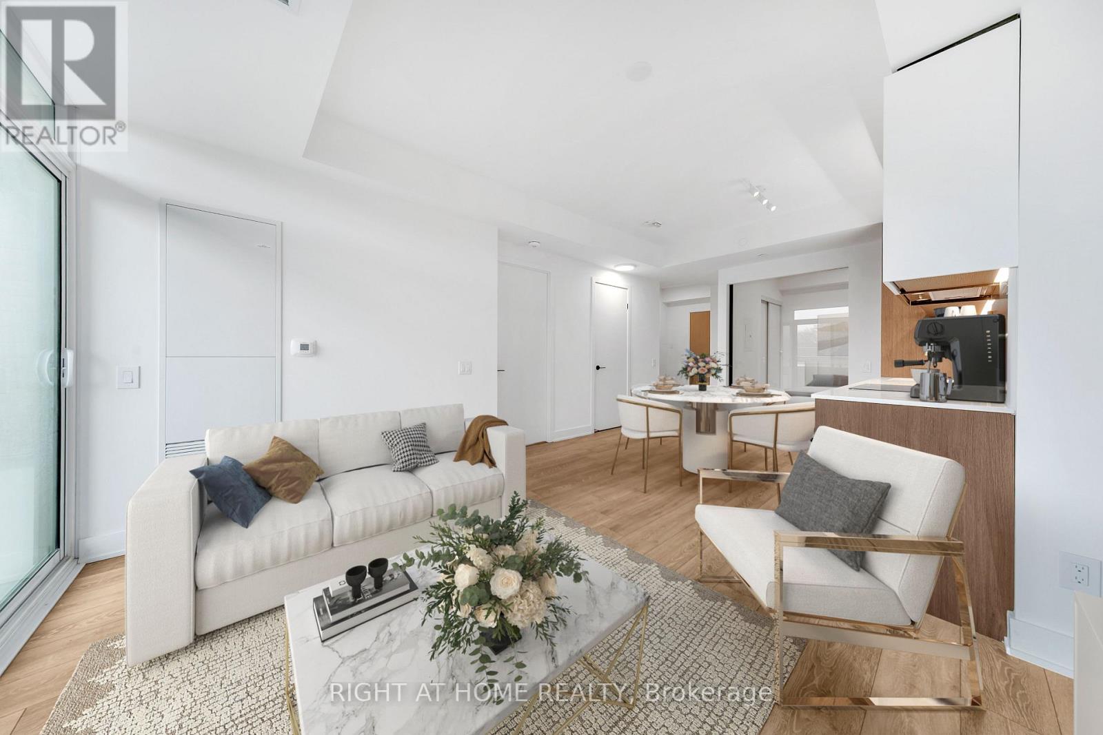 403 - 1285 QUEEN STREET E, Toronto (Greenwood-Coxwell), Ontario M4L1C2