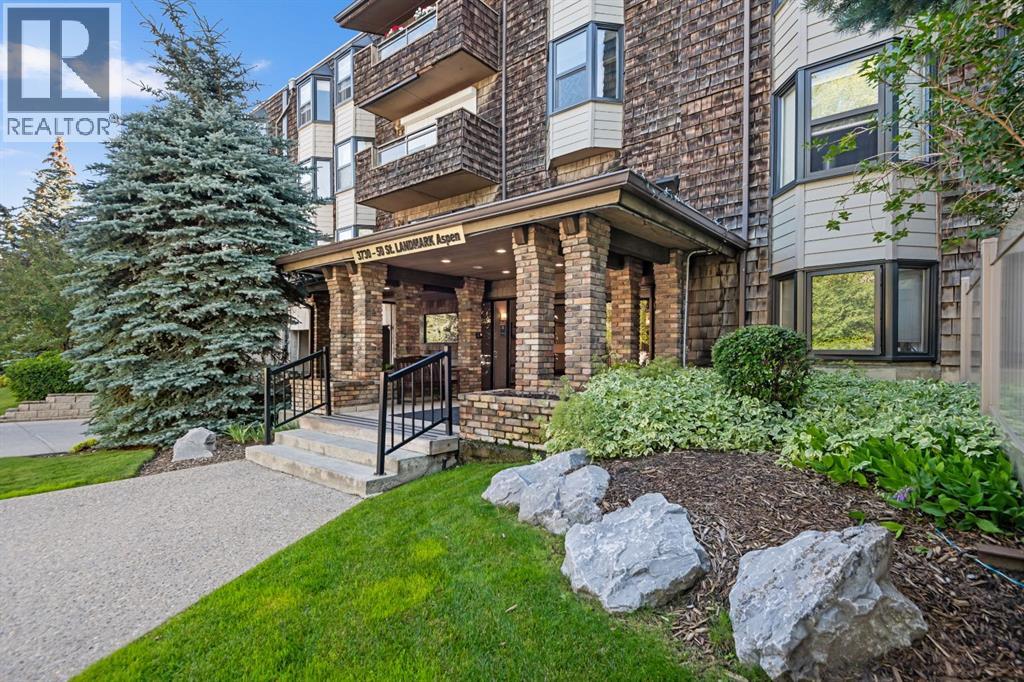 Apartment for Sale in 417, 3730 50 Street NW|Calgary, Alberta T3A2V9 3