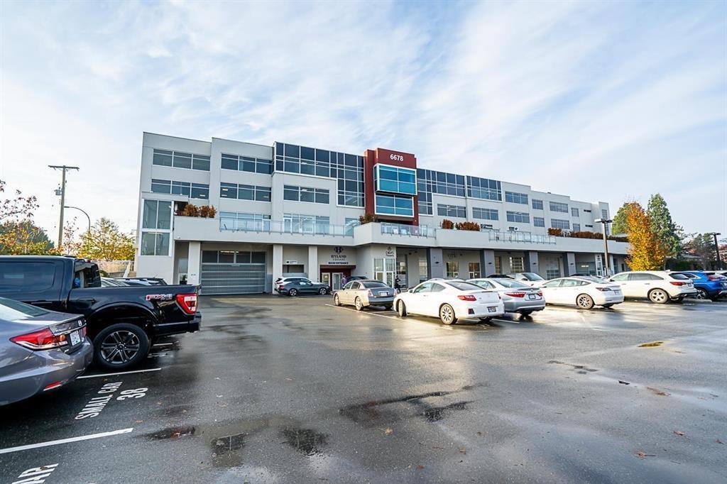 305-306 6678 152 STREET, Surrey, BC photo 3