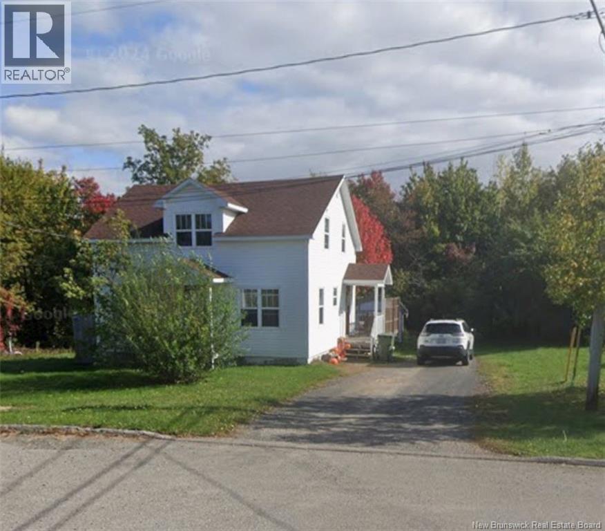 For sale: 1510 Alexander Drive, Bathurst, New Brunswick E2A3R2 ...