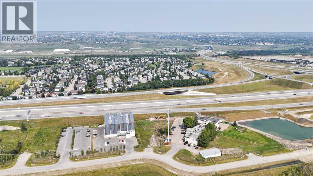 Property for Sale in 10421-10909 West Valley Road SW|Calgary, Alberta T3B5T2 3