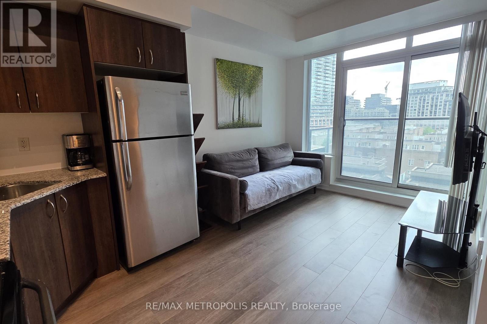 813 - 55 EAST LIBERTY STREET, Toronto (Niagara), Ontario M6K3P9