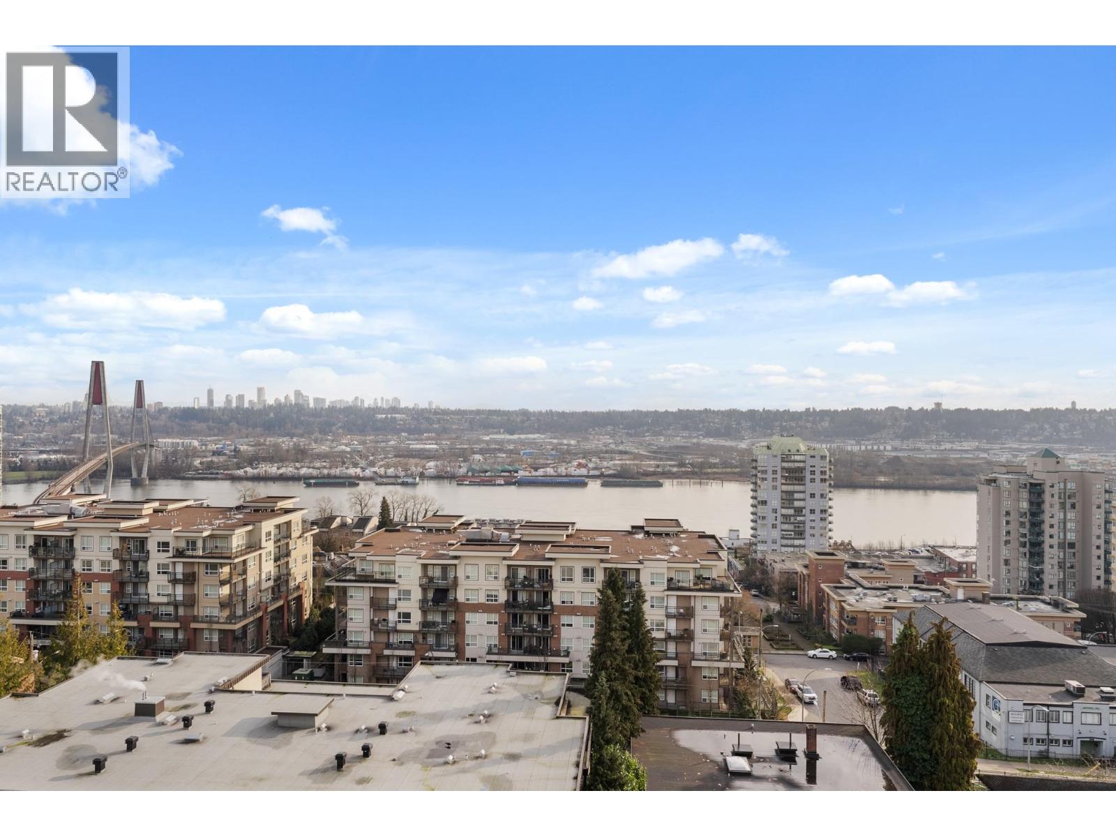 908 320 ROYAL AVENUE, New Westminster, British Columbia V3L5C6