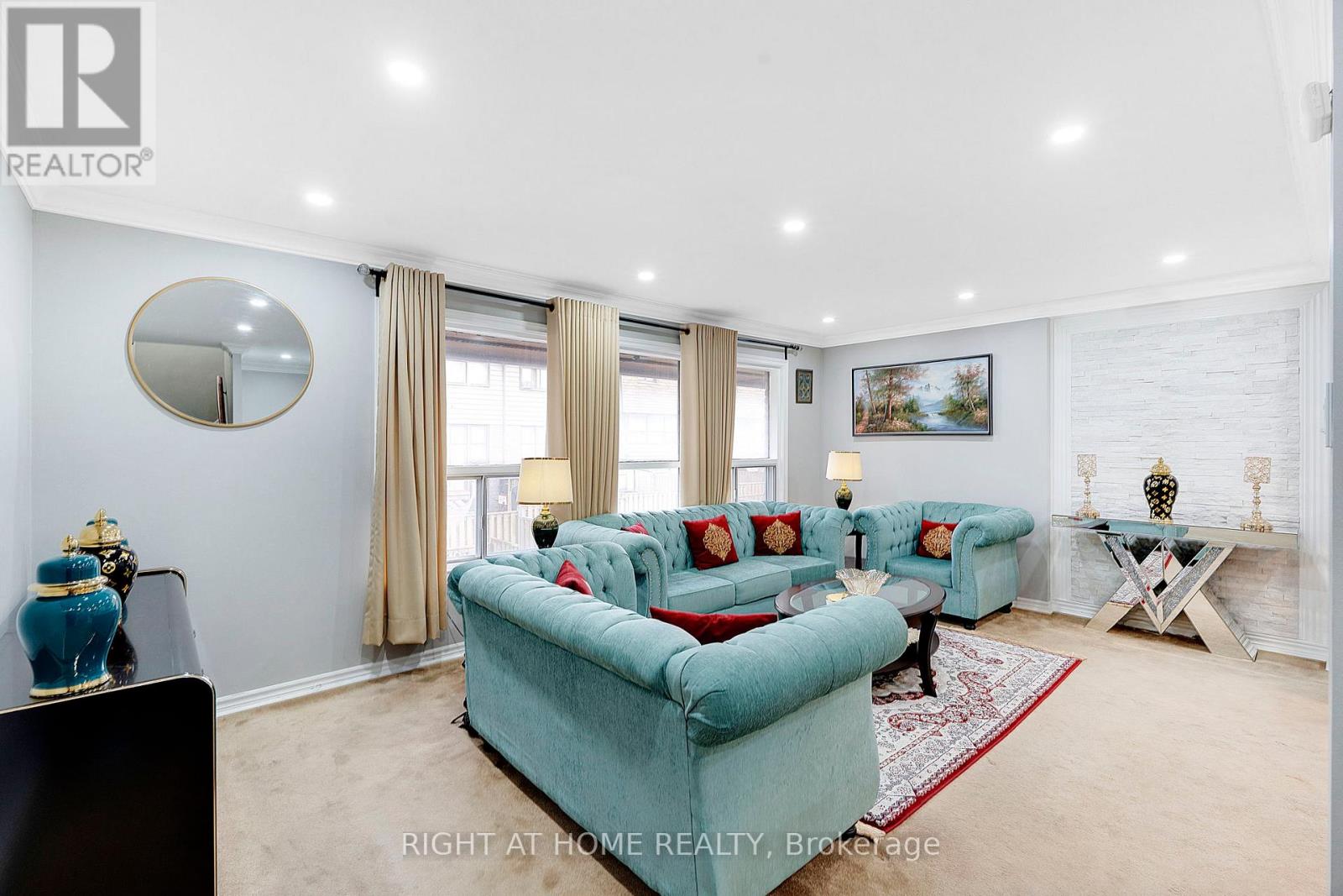 Row / Townhouse for Sale in 154 - 180 MISSISSAUGA VALLEY BOULEVARD|Mississauga (Cooksville), Ontario L5A3M2 5