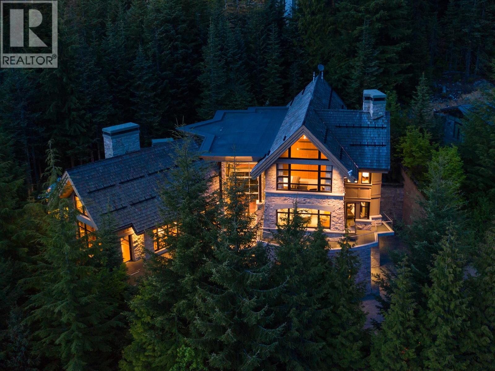 Beautiful mountain property in Whistler, BC with alpine views and luxury living