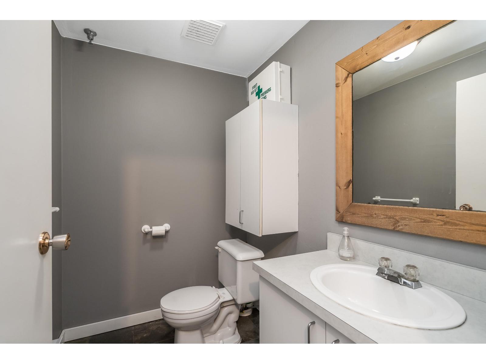 For sale: 36 32929 MISSION WAY, Mission, British Columbia V2V6E4 ...