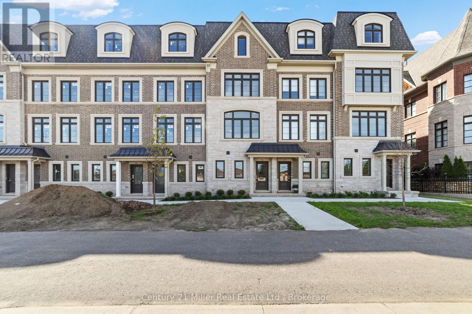 56 - 2150 TRAFALGAR ROAD
