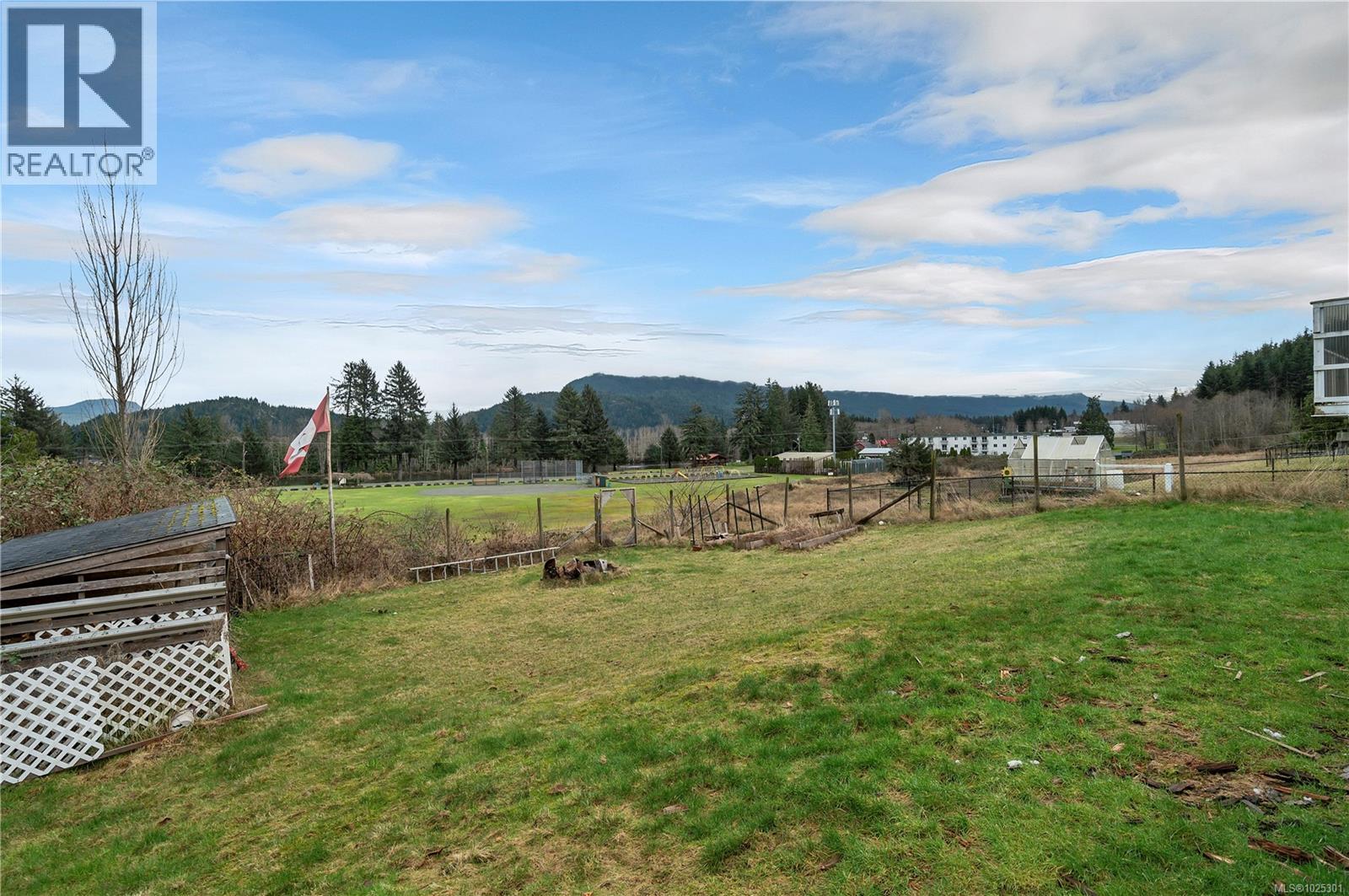For sale: 431 Macmillan Dr, Sayward, British Columbia V0P1R0 - 1025301 ...