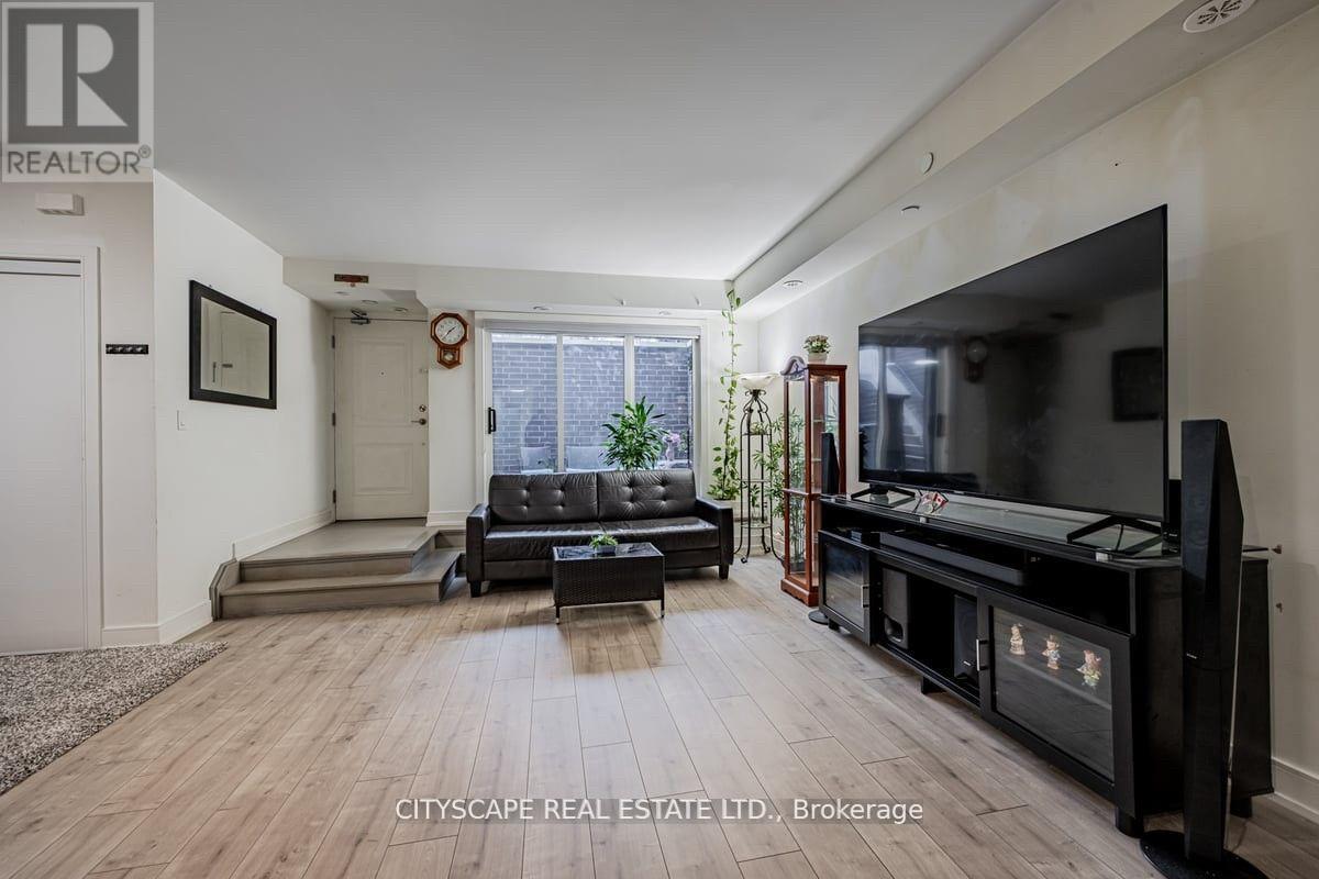 Row / Townhouse for Sale in 1 - 66 LONGBRANCH AVENUE|Toronto (Long Branch), Ontario M8W3J4 2