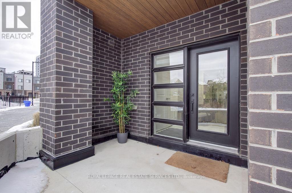 Row / Townhouse for Sale in 123 - 349 WHEAT BOOM DRIVE E|Oakville (JM Joshua Meadows), Ontario L6H7X5