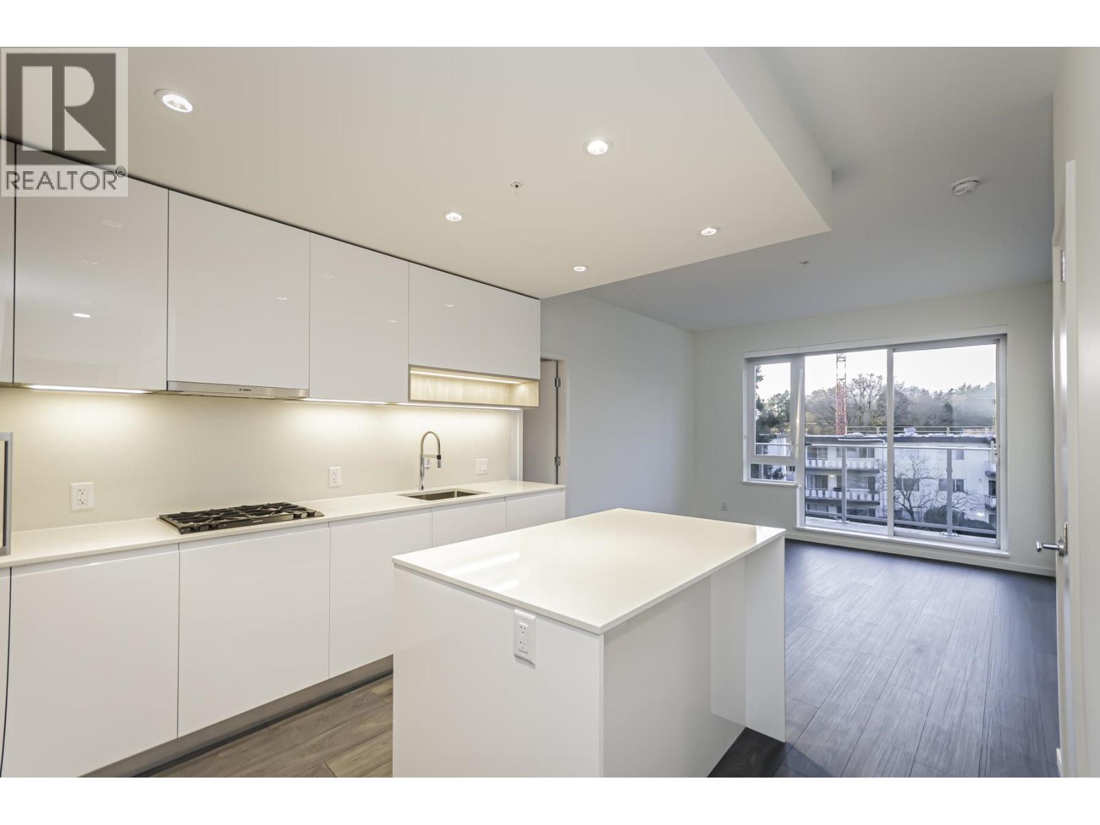 For sale: 311 6300 MINORU BOULEVARD, Richmond, British Columbia