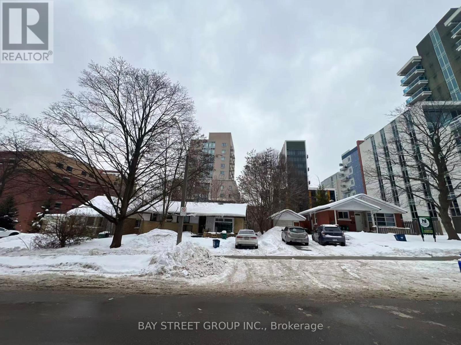 249 SUNVIEW STREET, Waterloo, Ontario N2L3V8