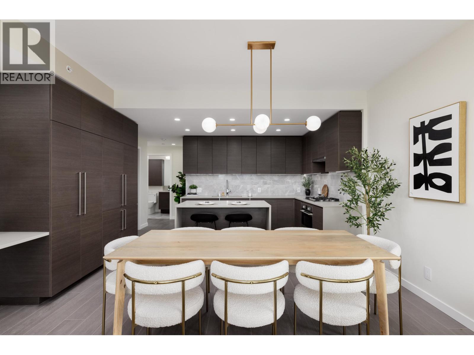 For sale: 605 4168 LOUGHEED HIGHWAY, Burnaby, British Columbia V5C0N9 ...