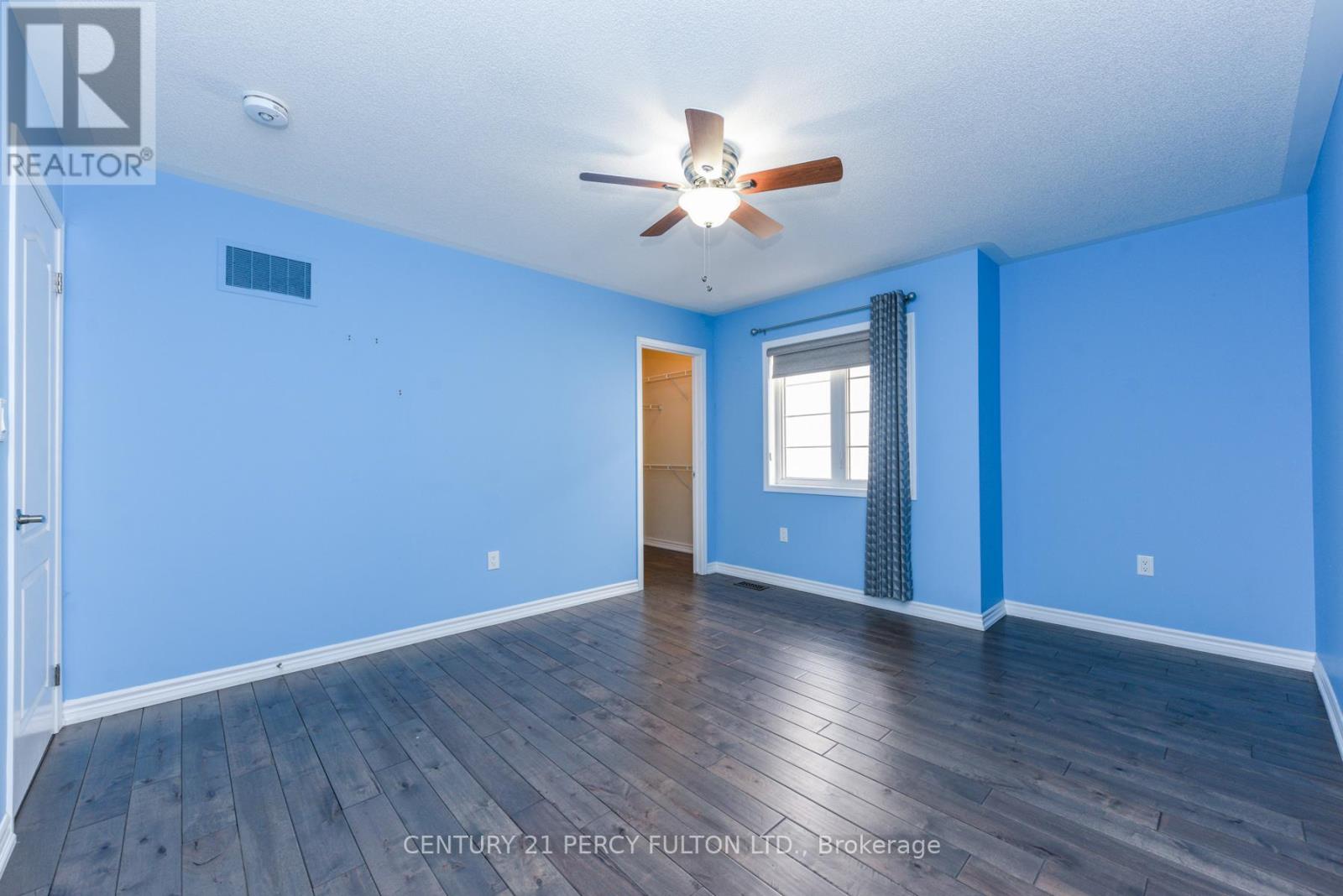 For rent: 1040 FOXTAIL CRESCENT, Pickering, Ontario L1X0E7