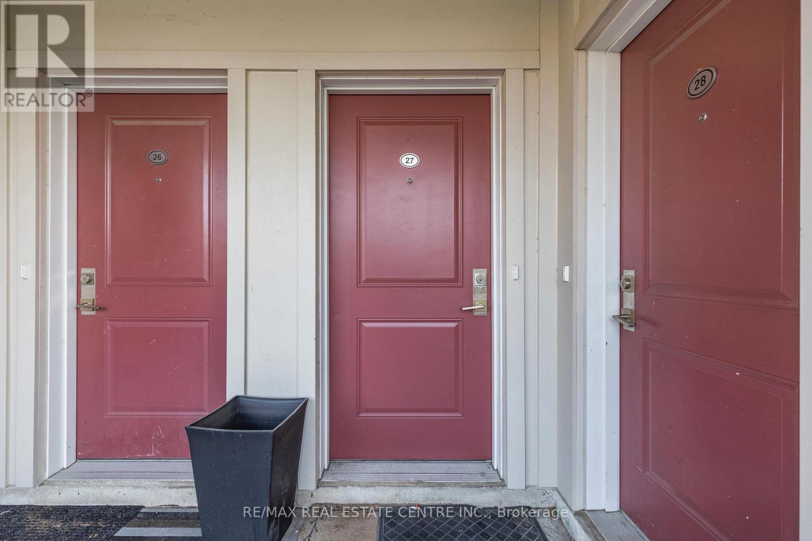 Row / Townhouse for Sale in 27 - 100 LONG BRANCH AVENUE|Toronto (Long Branch), Ontario M8W1N6 4