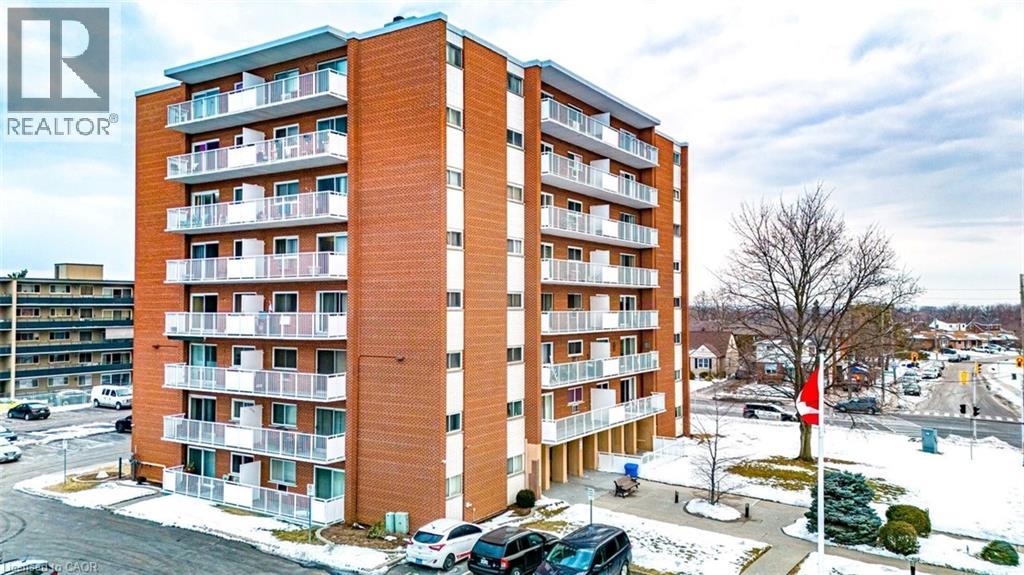 8 WOODMAN Drive S Unit# 808, Hamilton, Ontario L8K4C9