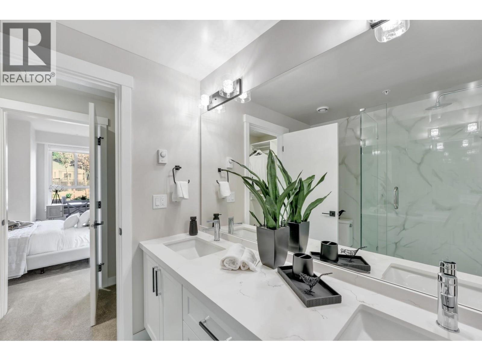 For sale: 313 12143 223 STREET, Maple Ridge, British Columbia V2X5Y6 ...