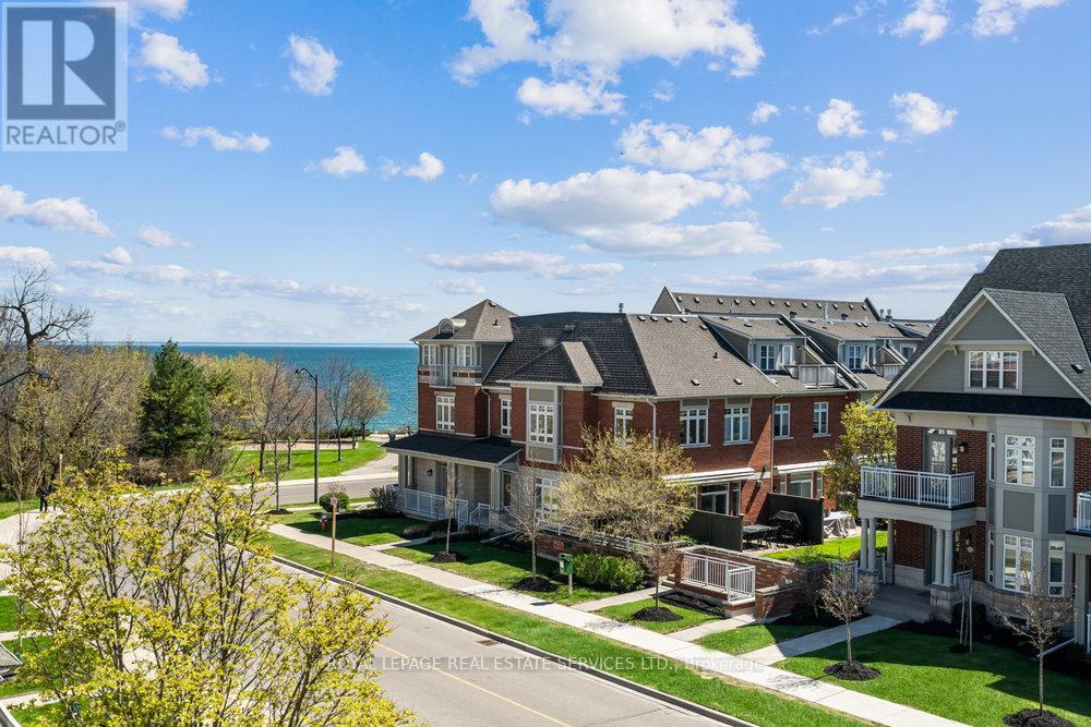 Row / Townhouse for Sale in 115 ST LAWRENCE DRIVE|Mississauga (Port Credit), Ontario L5G4V2