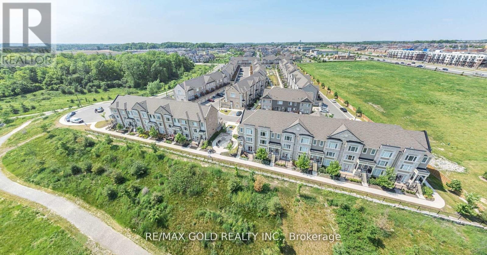 Row / Townhouse for Sale in 144 - 1 BECKENROSE COURT|Brampton (Brampton West), Ontario L6Y6G2 4