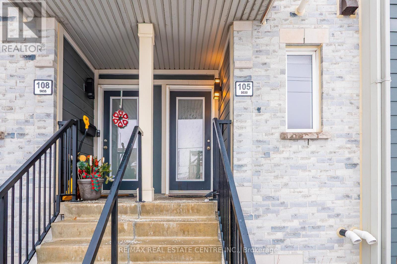 Row / Townhouse for Sale in 105 - 5035 OSCAR PETERSON BOULEVARD|Mississauga (Churchill Meadows), Ontario L5M0P4 4