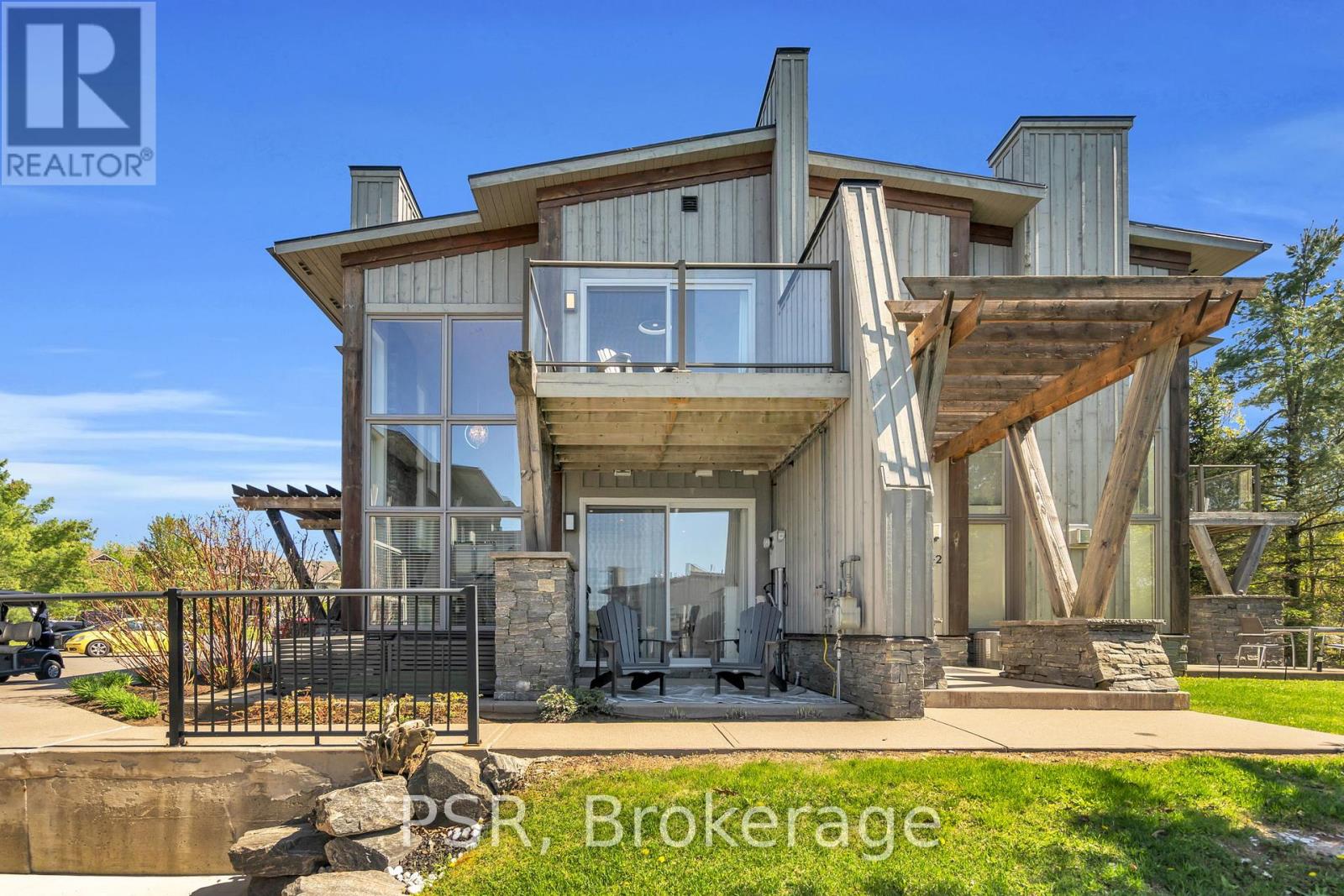 44 CARRICK TRAIL