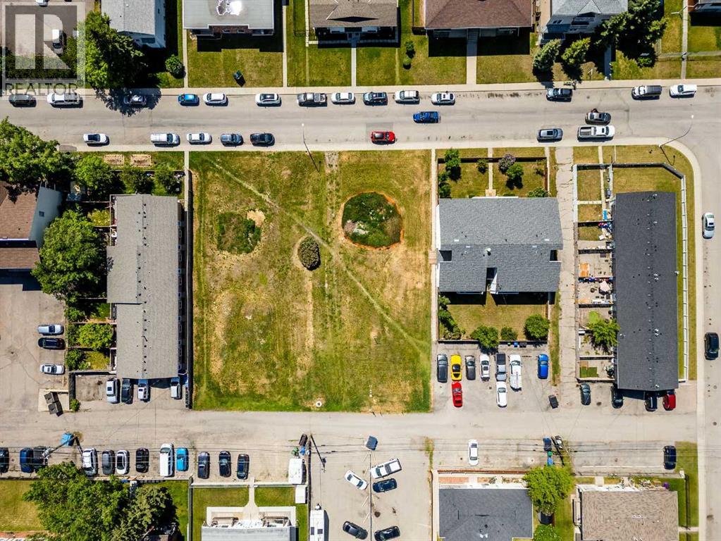 Property for Sale in 4320 75 Street NW|Calgary, Alberta T3K2P7