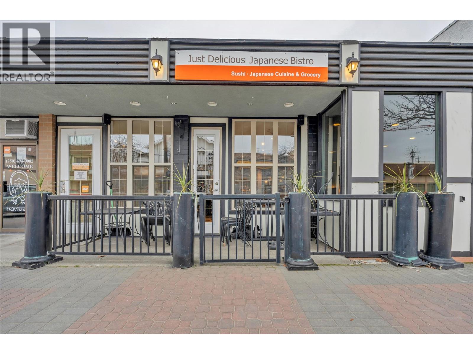 For sale: 9917 Main Street, Summerland, British Columbia V0H1Z0