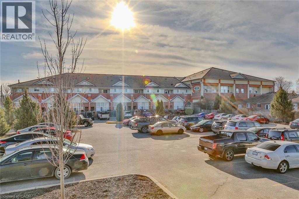 111 GREY Street Unit# 213, Brantford, Ontario N3S4V8