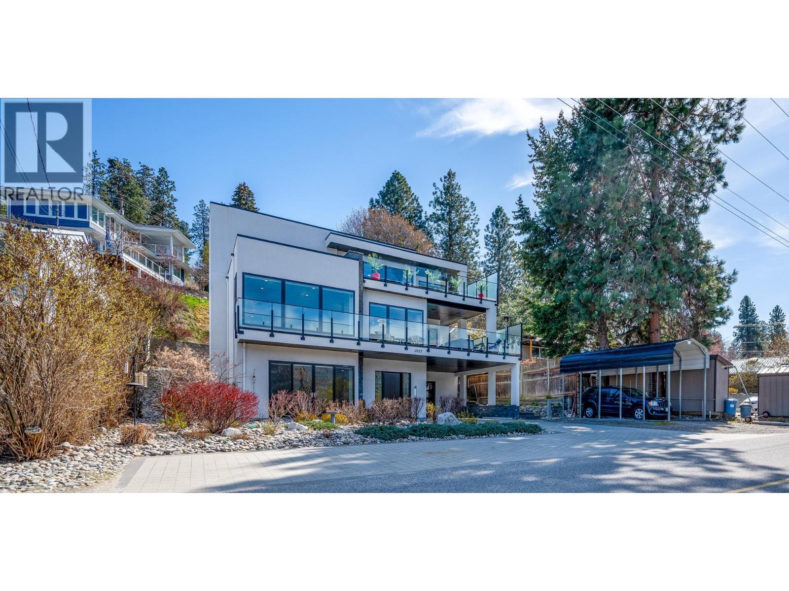 For sale: 11537 Okanagan Centre Road W, Lake Country, British Columbia ...