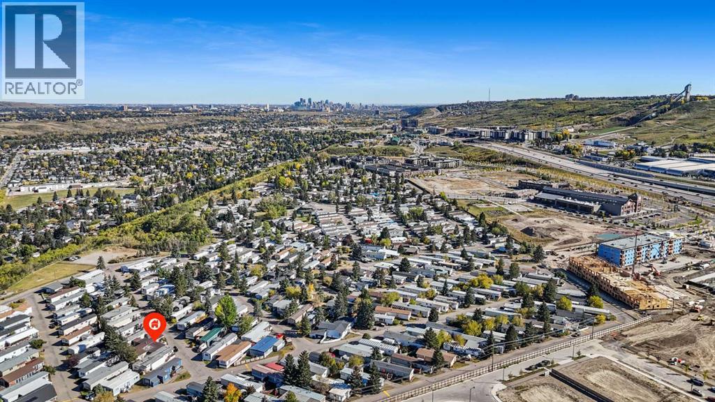 Mobile Home for Sale in 424, 3223 83 Street NW|Calgary, Alberta T3B5P2