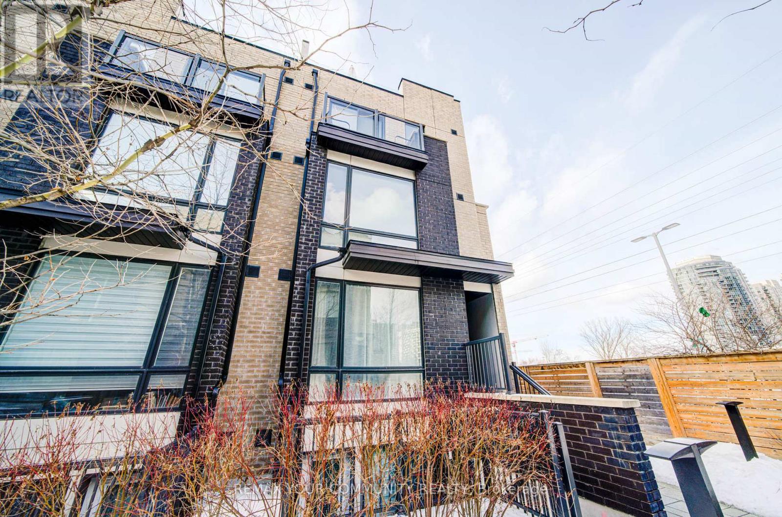 Row / Townhouse for Sale in 146 - 34 FIELDWAY ROAD|Toronto (Islington-City Centre West), Ontario M8Z0E3 4