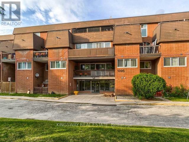 Row / Townhouse for Sale in 347 - 1395 WILLIAMSPORT DRIVE|Mississauga (Applewood), Ontario L4X2T4