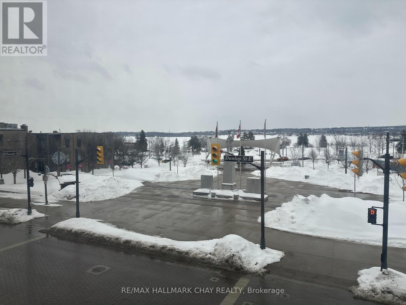 For sale: 64 DUNLOP STREET E, Barrie (City Centre), Ontario L4M1A3