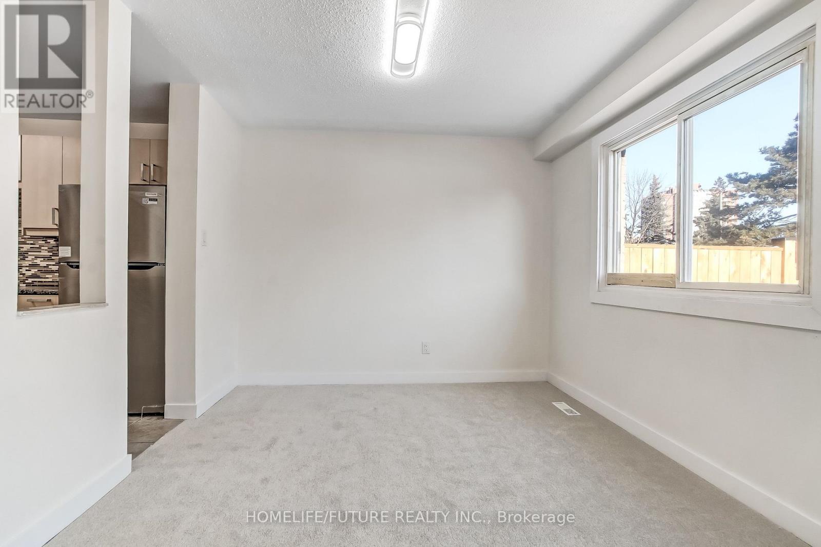 Row / Townhouse for Sale in 9 - 5610 MONTEVIDEO ROAD|Mississauga (Meadowvale), Ontario L5N2N9 5