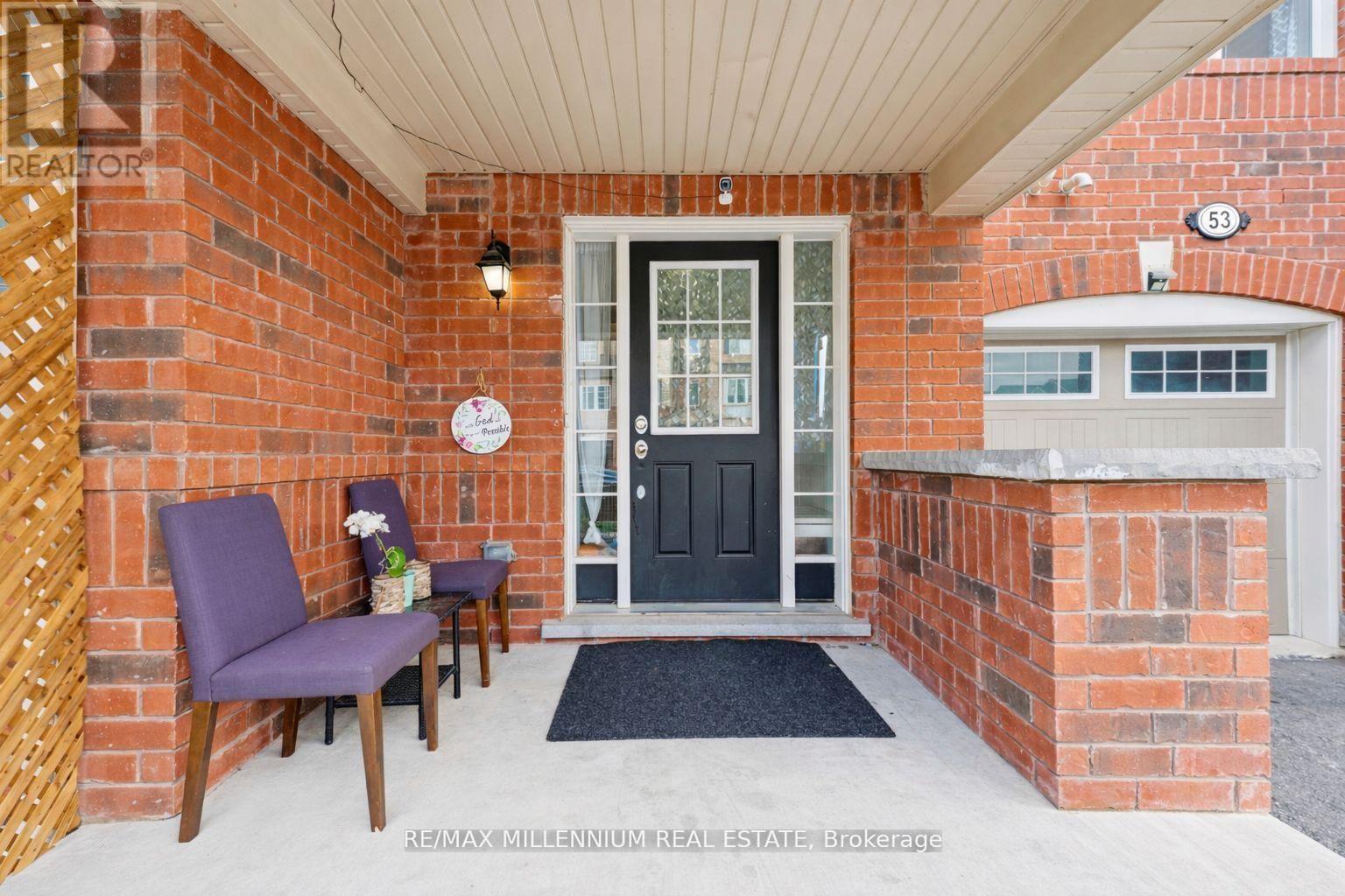 Row / Townhouse for Sale in 53 COLONEL FRANK CHING CRESCENT N|Brampton (Fletcher's West), Ontario L6Y5W5 4