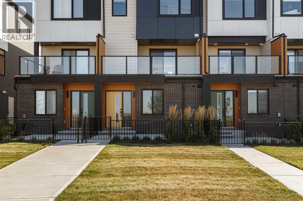 Row / Townhouse for Sale in 409, 8535 19 Avenue SE|Calgary, Alberta T2A7W8 3