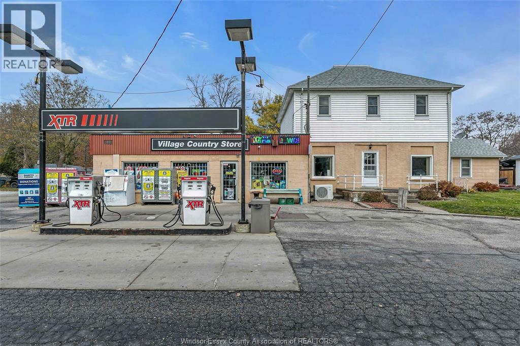 For sale: 56-60 COUNTY RD 50 West, Colchester, Ontario N0R1G0