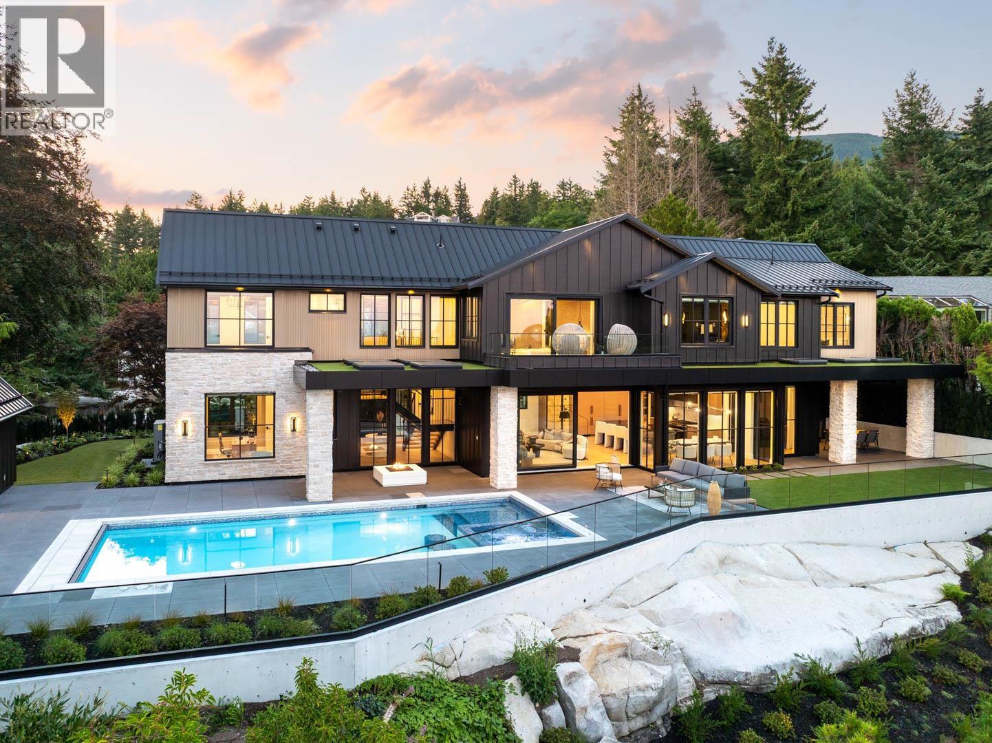 4589  WOODGREEN DRIVE