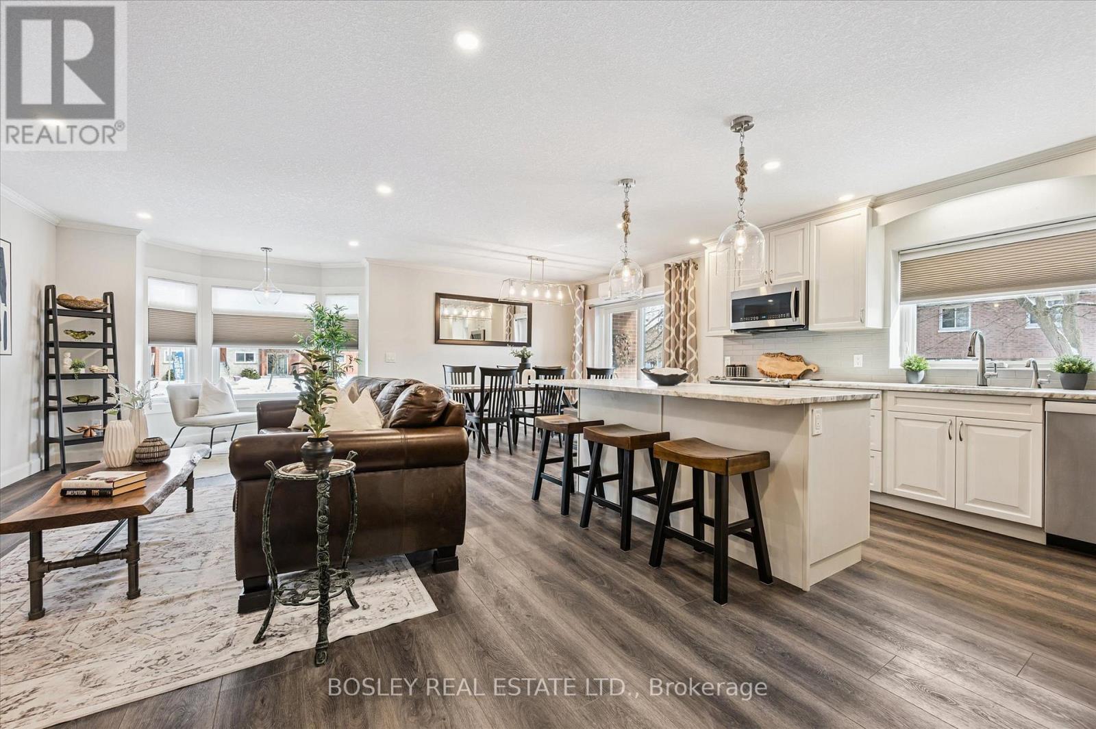 102 - 67 BRECKENRIDGE DRIVE, Kitchener, Ontario N2B3R8
