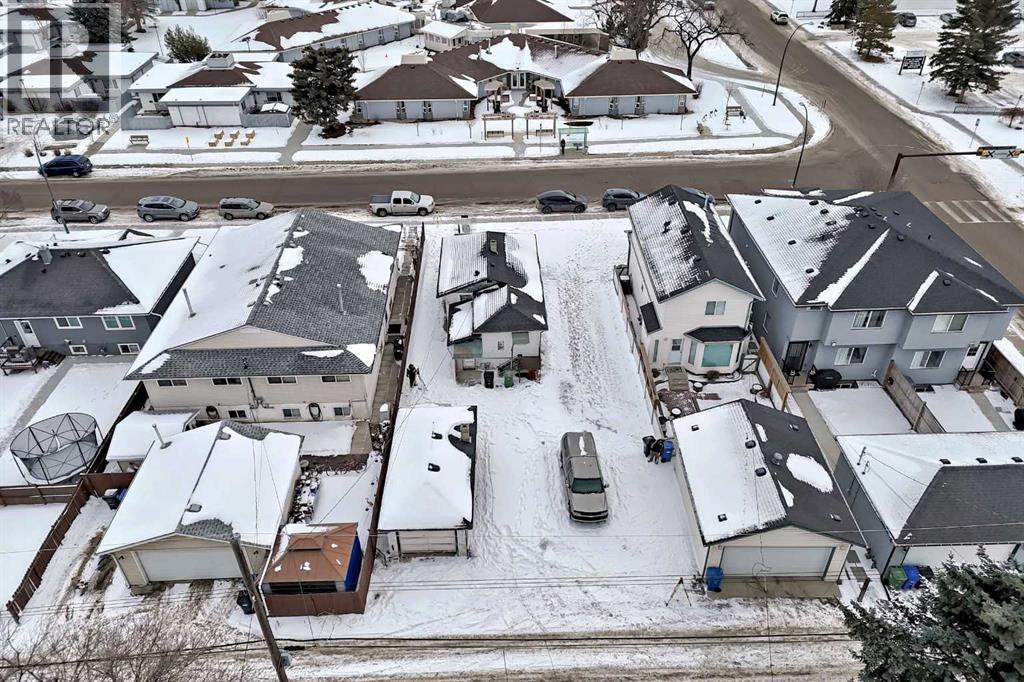 House for Sale in 6639 19 Street SE|Calgary, Alberta T2C0P1 3