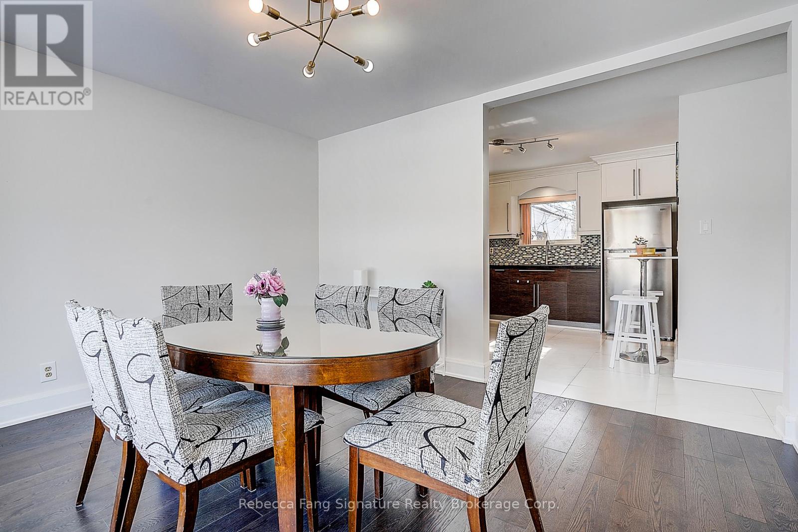 For sale: 80 KINGSLAKE ROAD, Toronto (Don Valley Village), Ontario ...