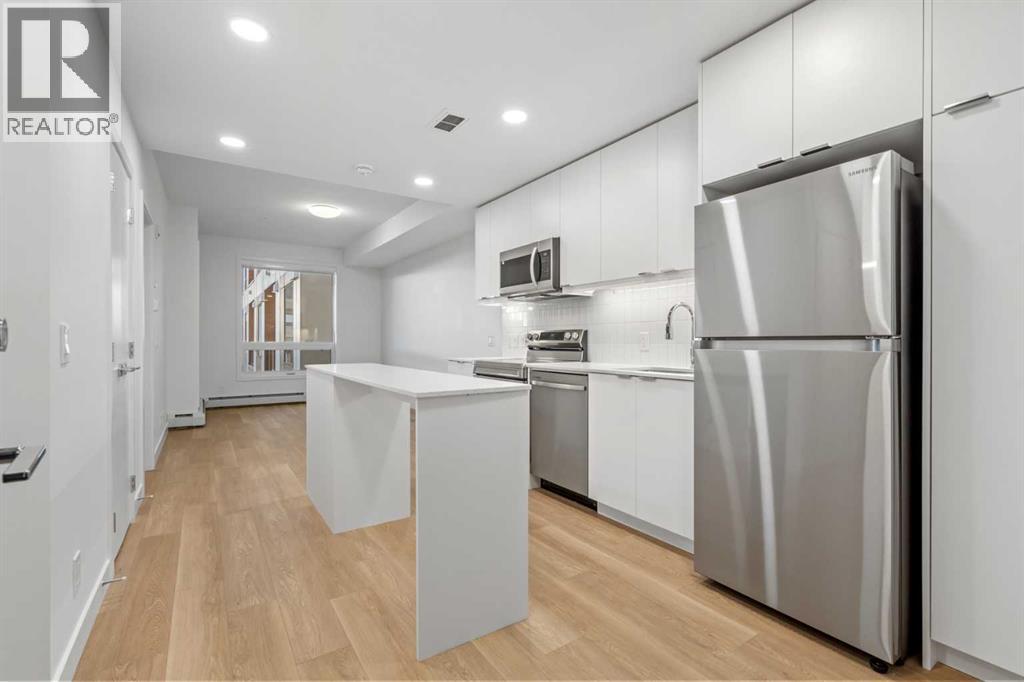 Apartment for Sale in 3316, 8500 19 Avenue SE|Calgary, Alberta T2A0M8 2